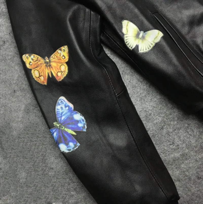 Женская демисезонная бейсбольная куртка с вышивкой шикарная приталенная бомбер