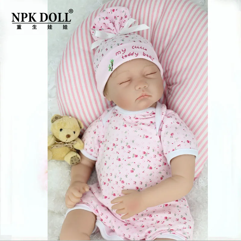 

Cute Fahion Reborn Baby Doll 55cm 22 Inch Cotton Body Silicone Head and limbs New Born Bebe Dolls Chirstmas Gift For Children