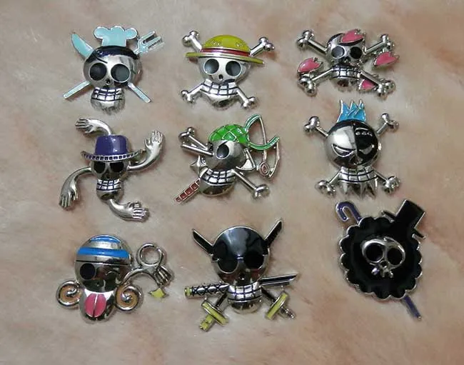 Оптовая продажа Аниме Одна деталь хотел значки булавки игрушки Санджи и Нами