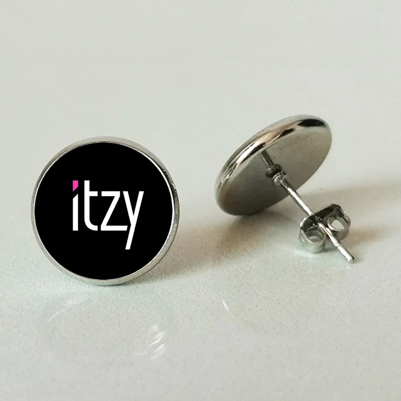 Новые женские серьги Itzy корейские красивые Комбинированные Серьги для отправки