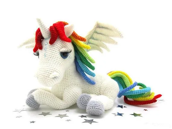 Вязаные игрушки амигуруми Единорог Номер модели b0120