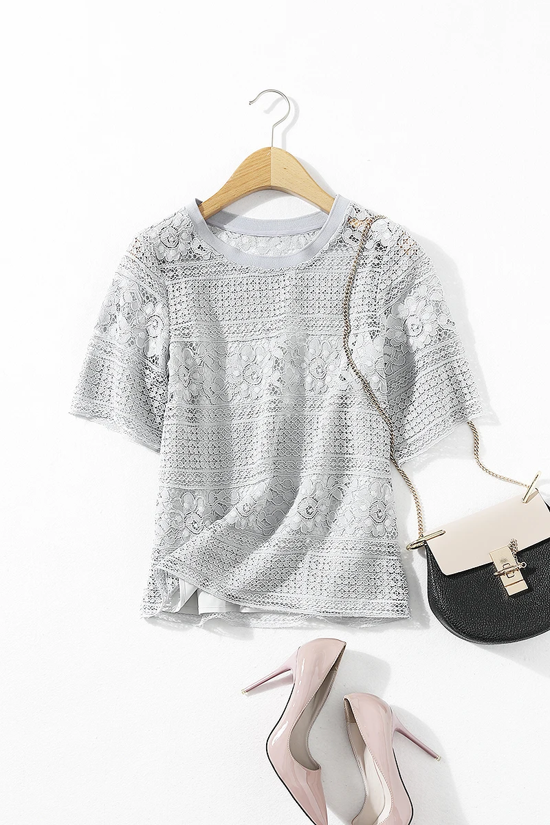 

The New Fashion 2017 Round Collar T-shirt with Short Sleeves Lace Crochet Hollow Out a T-shirt