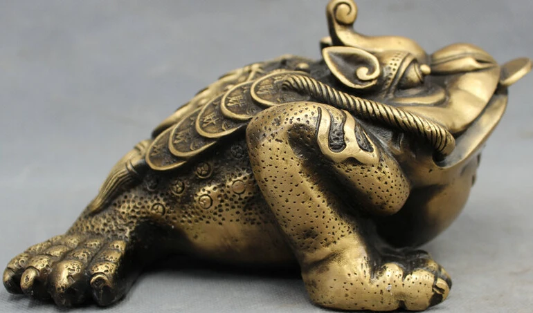 JP S62 Chinese Bronze FengShui Wealth Coin Jump Hoptoad Toad Statue Animals Figurine NB |