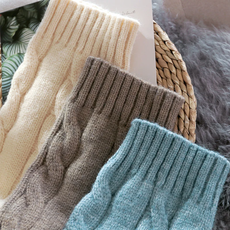 Осенне-зимний короткий свитер с высоким воротником Женский утепленный пуловер