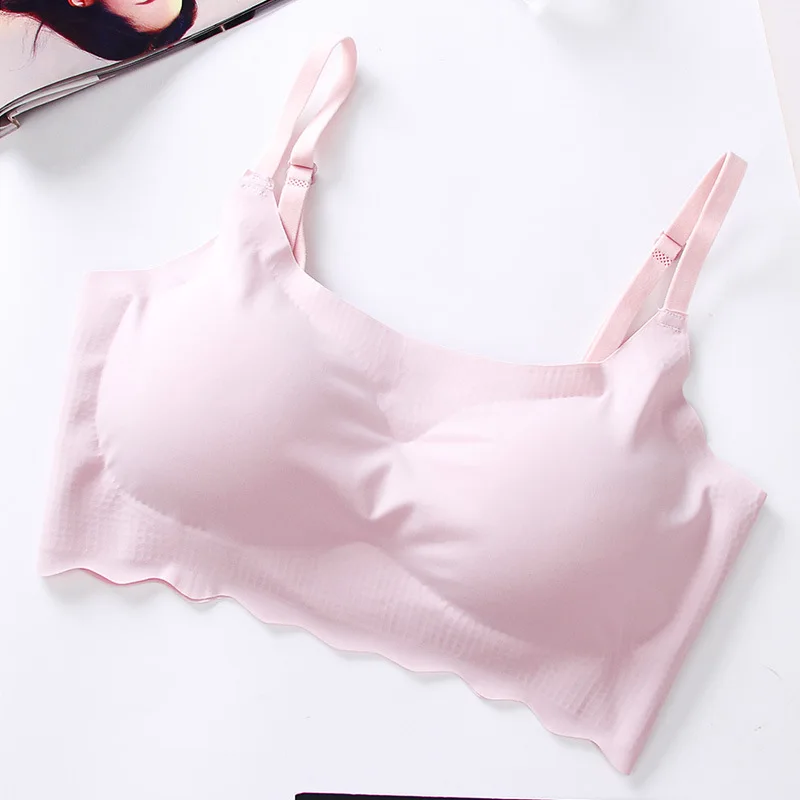 Бюстгальтер женский бесшовный бралетт с глубоким вырезом без косточек эффектом