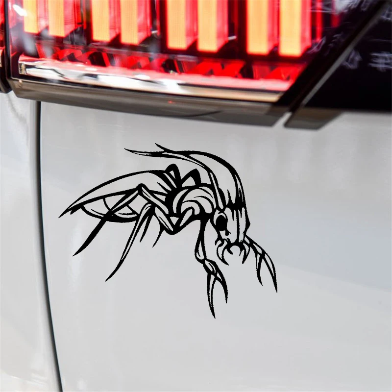 

YJZT 15CM*11.3CM Ferocious Insect Bug Original Vinyl Decal Nice Car Sticker Black/Silver C19-0822