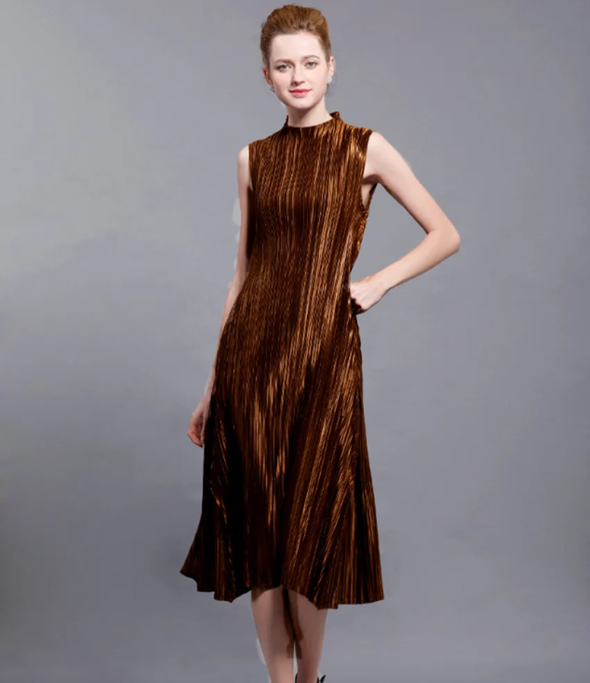 Changpleat Summer Dress Metallic Luster Design Miyake Pleated Stand collar Sleeveless Dresses For Women Black Big Swing | Женская одежда