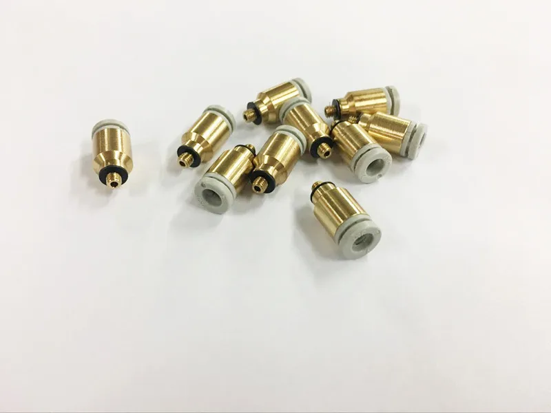 Быстроразъемные фитинги PC 4M5 наружный диаметр 4 мм/наружный M5 черный