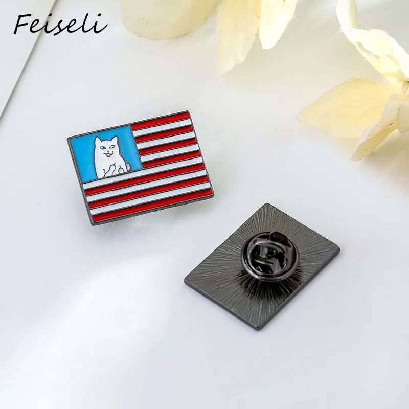 Feiseli Новое поступление эмаль мультфильм Забавный кот брошь металлические листья