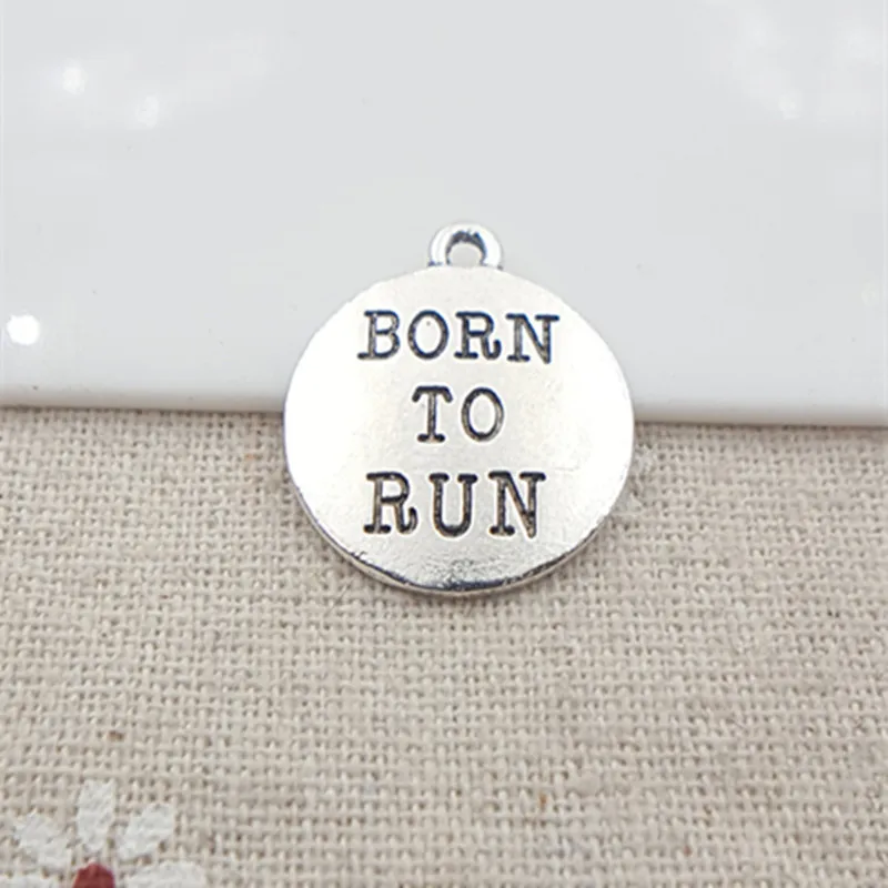 

20 шт./лот 20 мм металлическая надпись «BORN TO RUN», подвеска для браслета, «сделай сам», аксессуары для изготовления ювелирных изделий