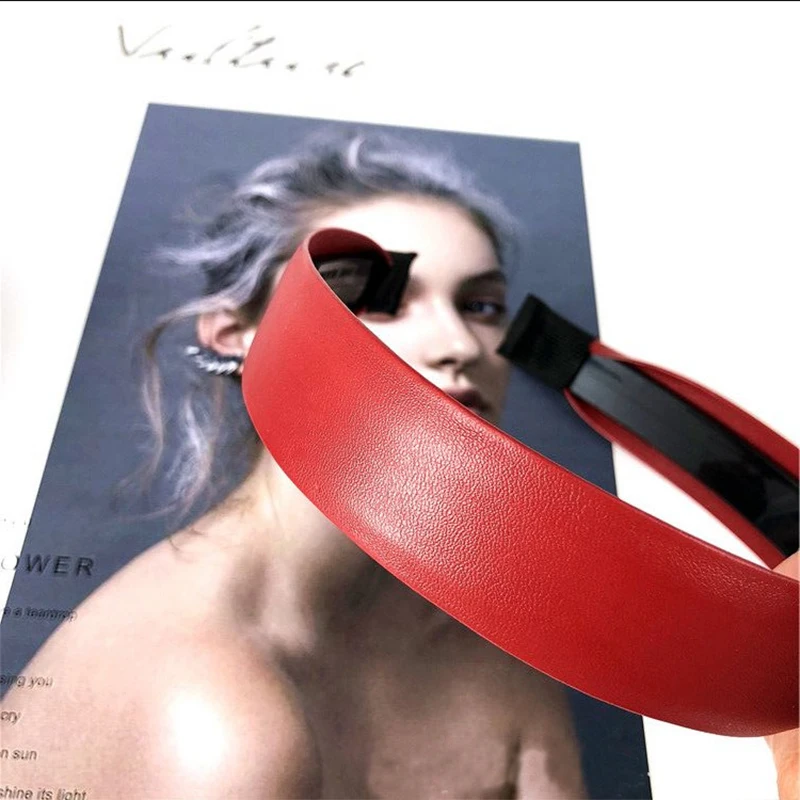 Женский ободок для волос широкий кожаный однотонный ручной работы в Корейском