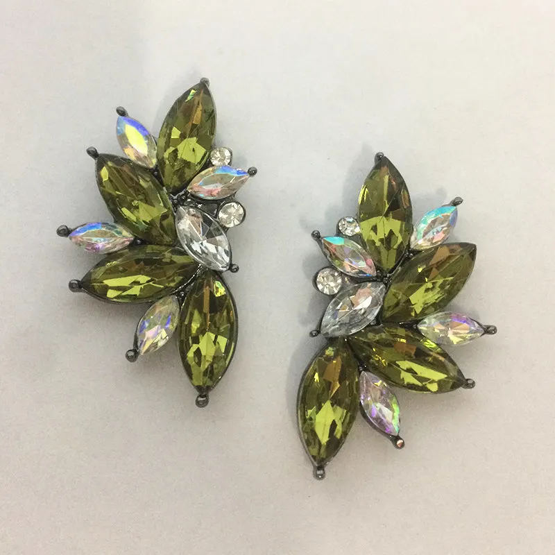Olive green Модные с дизайном в форме крыльев Ангела красочные опал камень для женщин пирсинг серьги Стразы инкрустированные кристаллами серьги-гвоздики в рождественской тематике подарок - Окраска металла: Olive green