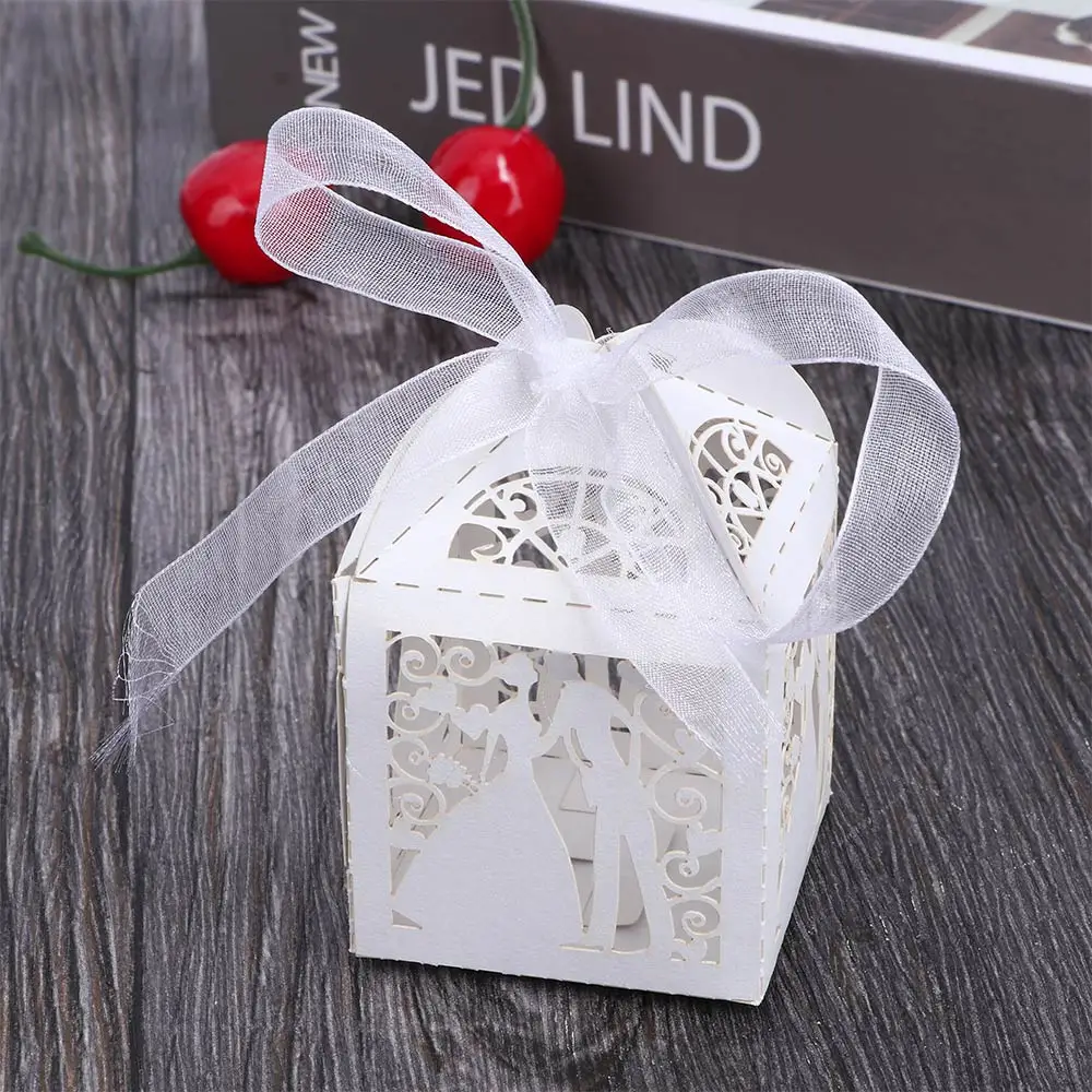 10 шт./компл. Любовь Сердце Лазерная резка полый коробка для свадебных сувениров