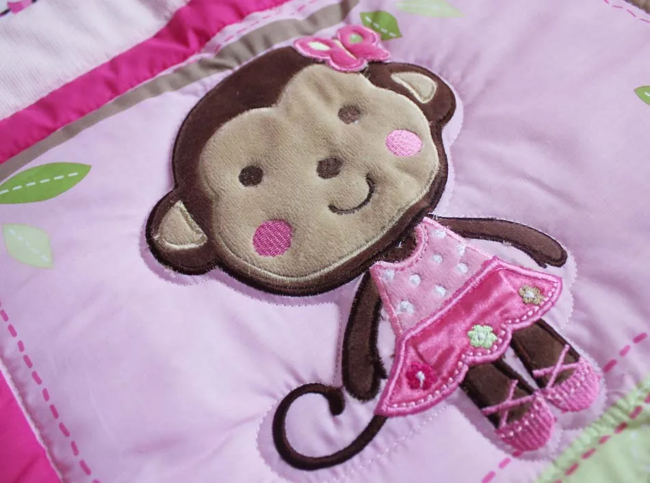 Скидка! 7 шт. вышитая детская кроватка Детский Комплект постельного белья из 100%