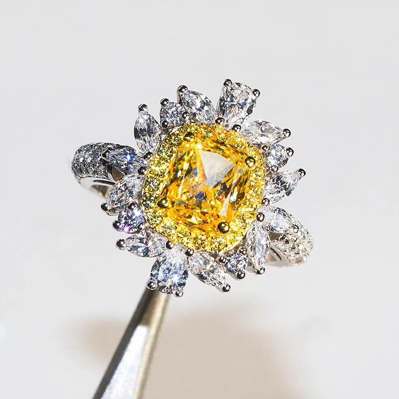 Твердые 18 К белого золота 3ctw желтый Moissanite центр 1.5ct подушки ледяной огранки кольцо двойной Halo Moissanite ювелирные изделия из чистого золота для женщин