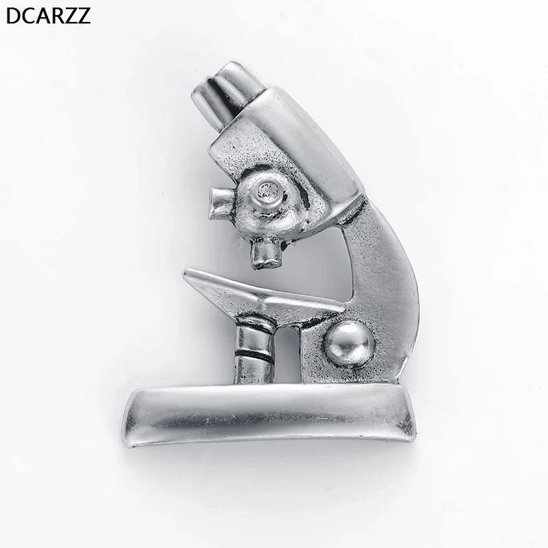 Покрытие антикварным серебром DCARZZ, микроскоп, красивые шпильки, значок, медицинский подарок, антикварные золотые серебряные булавки, металлические трендовые ювелирные изделия, броши для учителя, женский подарок - Окраска металла: Покрытие антикварным серебром