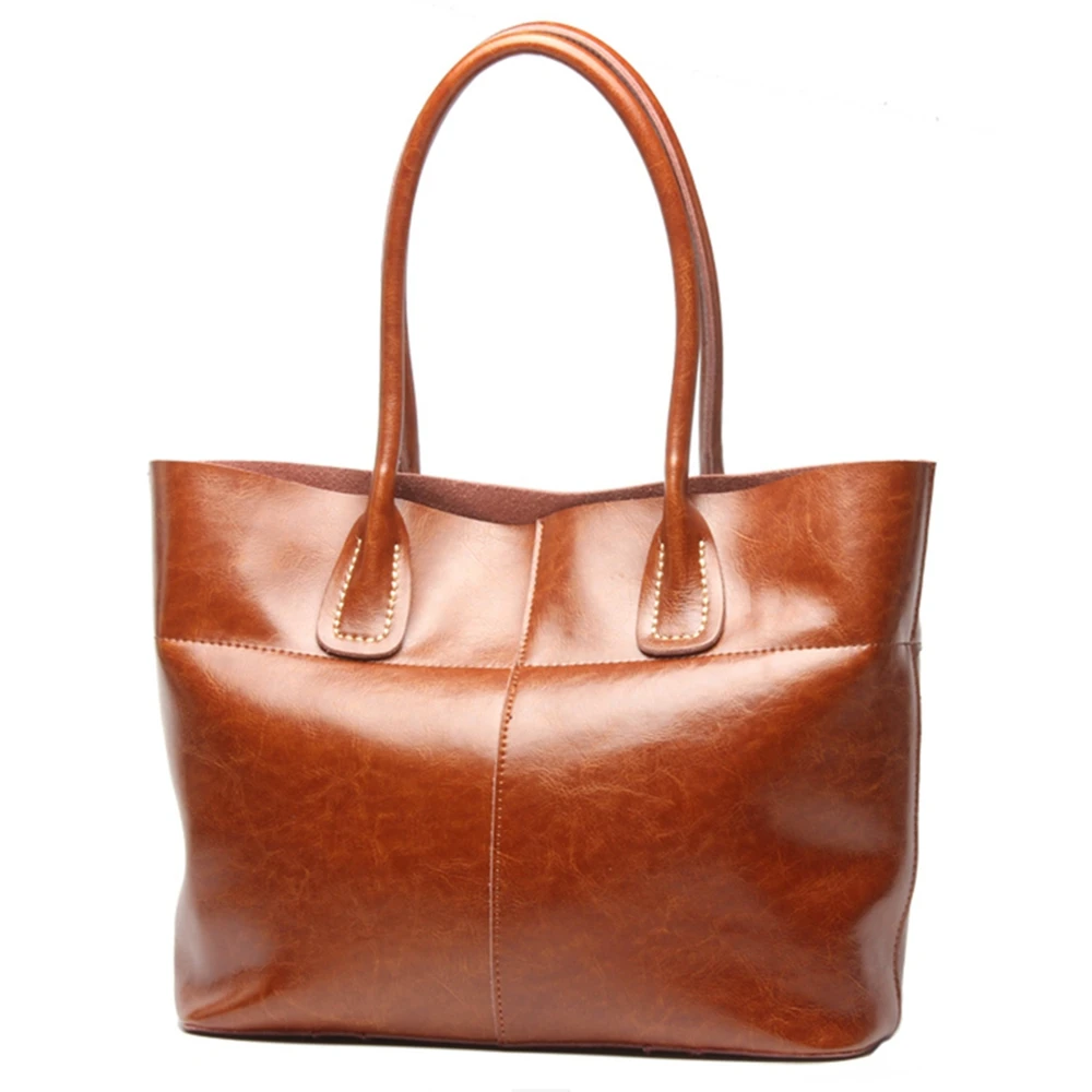 Модная сумка известного бренда из натуральной кожи высокого качества с