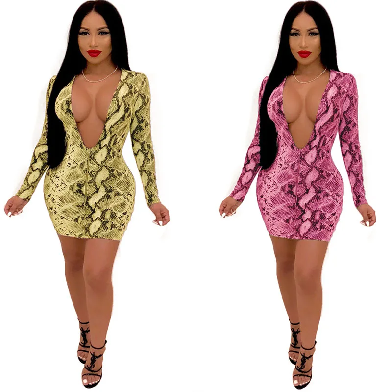 Женское облегающее мини платье на молнии спереди с принтом змеиной кожи глубоким