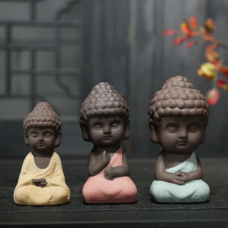 Маленькая фигурка буддийского монаха тафагата Индия Йога с символом