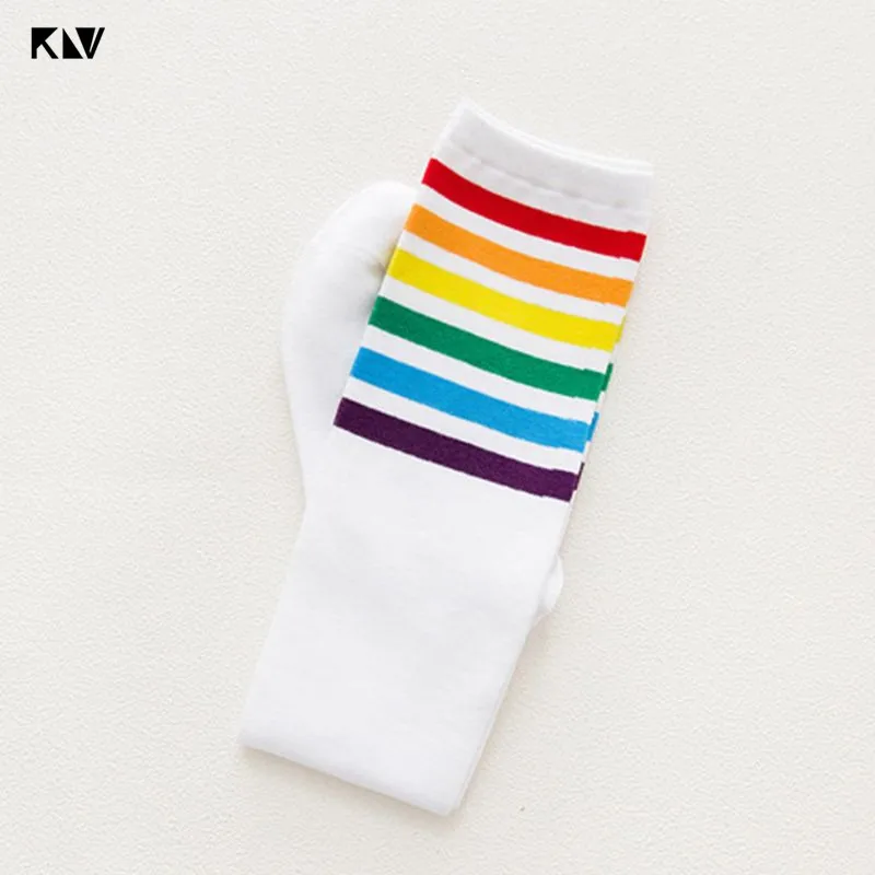 KLV женские корейские радужные горизонтальные полосатый длина до колена длинные носки консервативный стиль Harajuku студенческие спортивные жаккардовые хлопковые чулки
