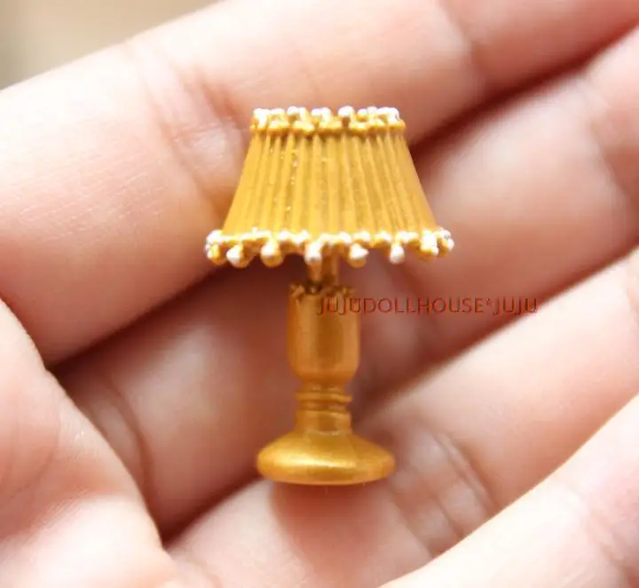 Мини кукольный домик Siwan мини-сцена с цветной лампой модель 2 варианта цвета |