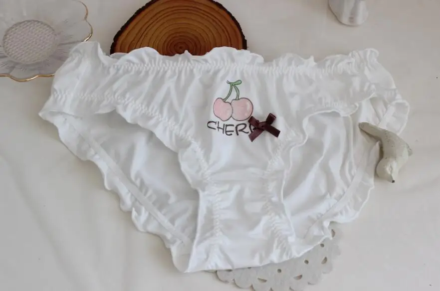 Новое поступление, реальное фото, Размеры M L XL, милые трусики в стиле Лолиты, Kawaii, клубника, вишня, ананас, нижнее белье, трусы WP597