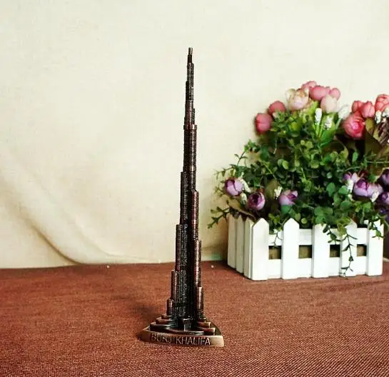Модель здания Дубая башня Бурдж халифа бронзовые статуэтки металлические