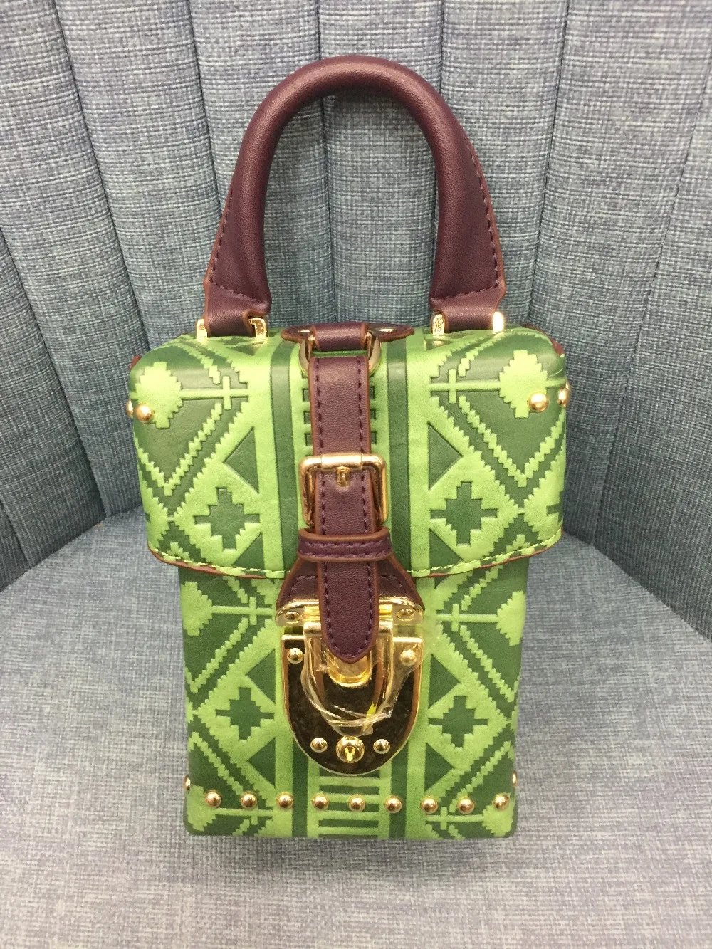 Мода портативный маленькая сумка новый ретро тиснением Бангалор женские модные