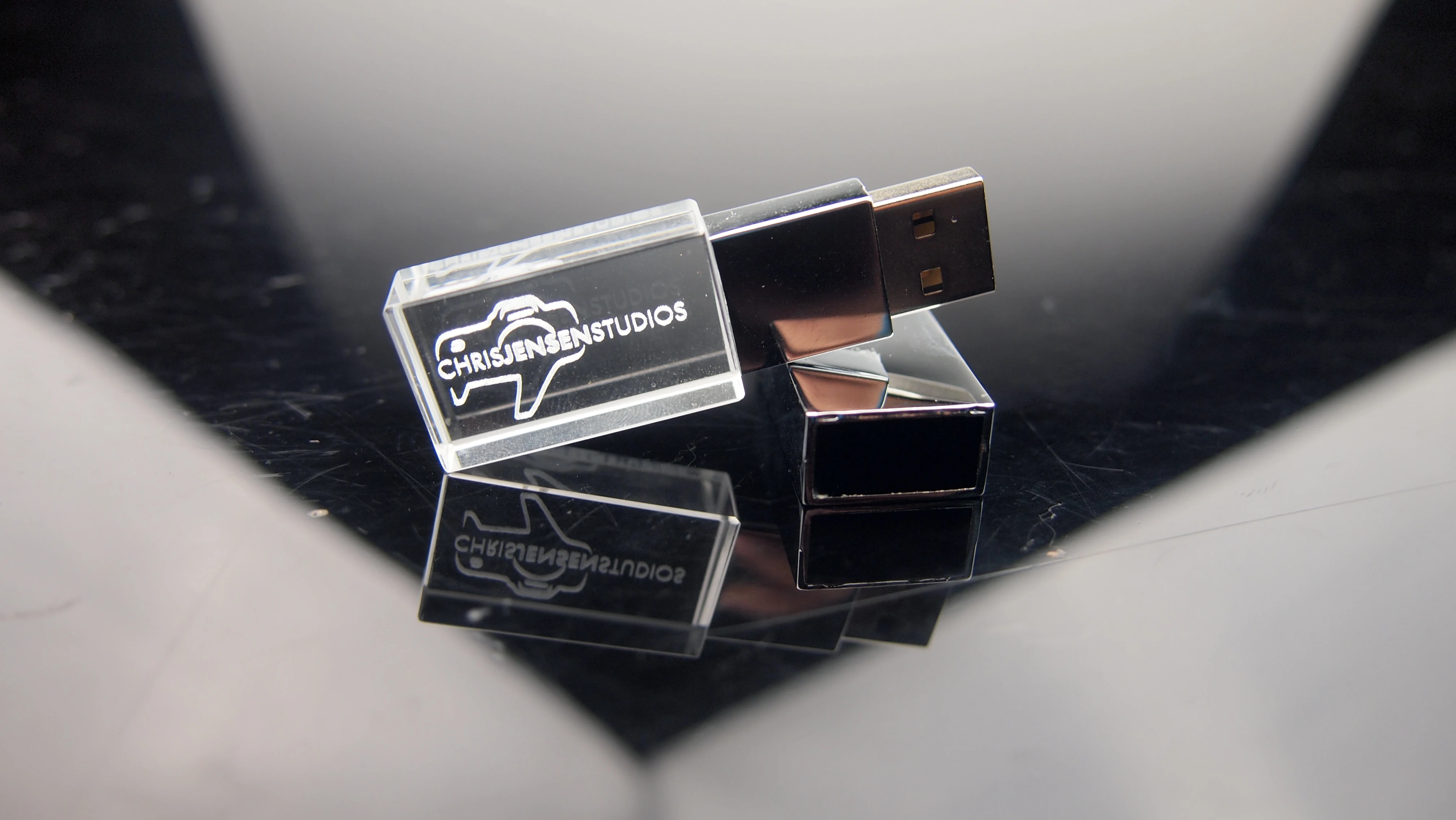 Светодиодный светильник без логотипа, Кристальный USB флеш-накопитель, 4 ГБ, 8 ГБ, 16 ГБ, 32 ГБ, USB2.0, для подарка, флешка(более 10 шт., бесплатный логотип