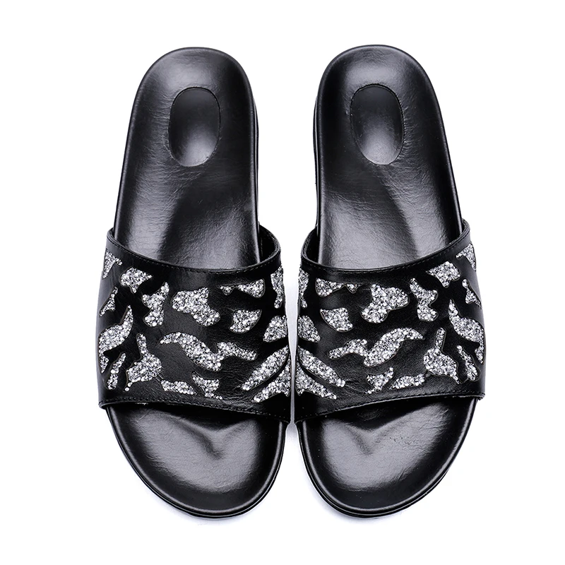 

Summer white rivet diamond slippers fashion Genuine leather open-toed Roman thick-soled men's sandals men falt slippers