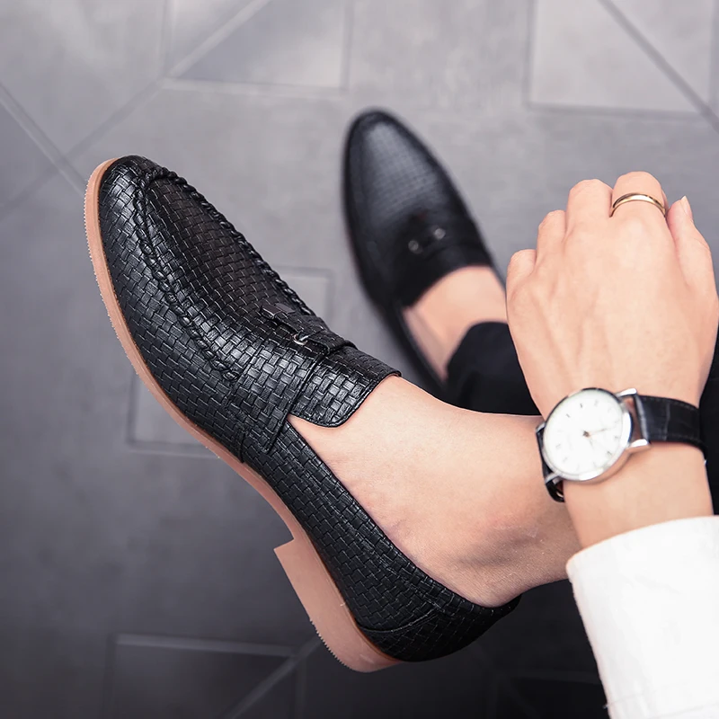 

2019 new fashion men's shoes casual pu leather loafers male classic brown black slip on shoe man big size oxfords shoes for men