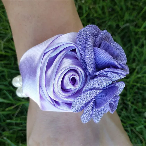lilac 2 шт./лот шелковые розы ручной Цветы вечерние/свадебные наручные корсажи жемчуг бисером гибкие наручные Цветы в слоновой кости/бордовый/Сиреневый/Королевский - Цвет: lilac