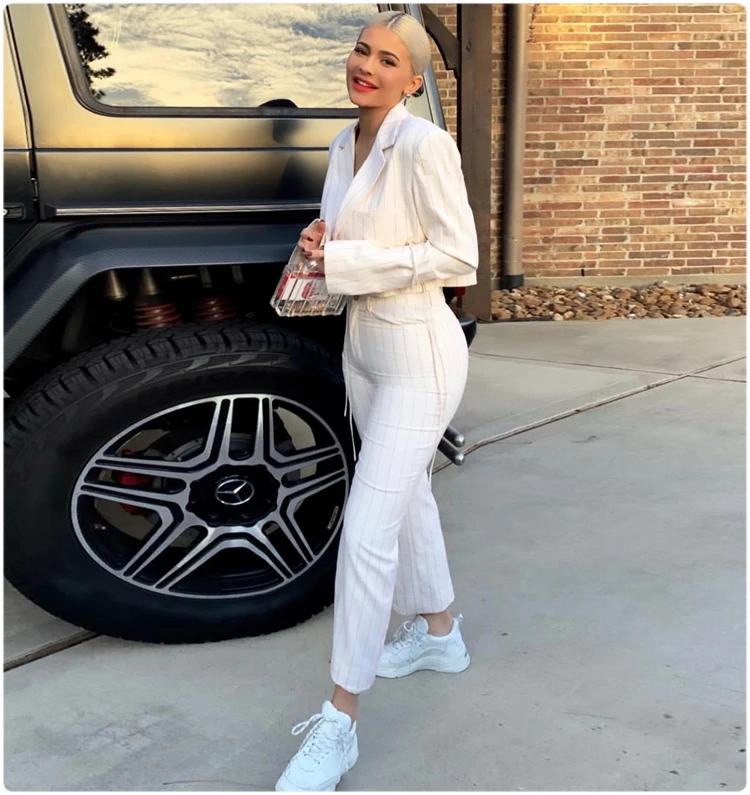 Вечерние костюмы знаменитостей Kyliejenner с расклешенным длинным рукавом, 3 предмета, вечерние костюмы в полоску, Блейзер, укороченный топ и штаны, комплект на выпускной для женщин