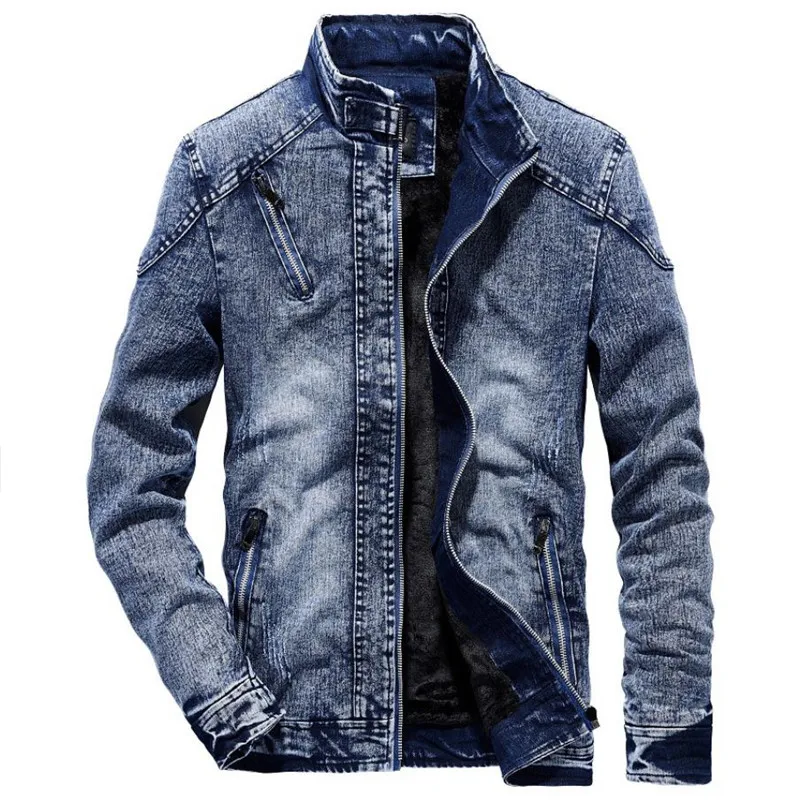 

Coats & Jackets