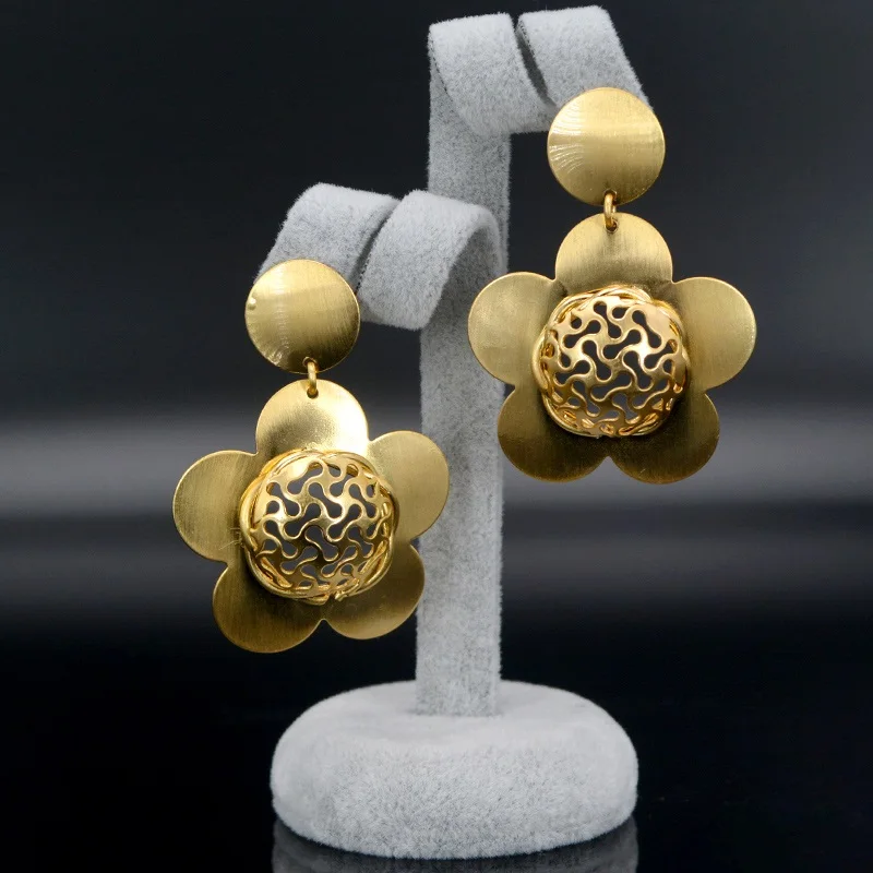 Солнечный Электрический вездеход на ДУ 2019 колье серьги кулон комплекты