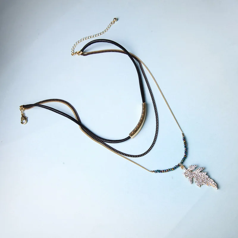 Короткое ожерелье в стиле панк таинственный черный 3 слоистых стеклянных бусин