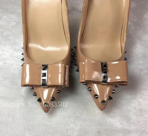 Женские туфли-лодочки телесного цвета из лакированной кожи на высоком каблуке 8