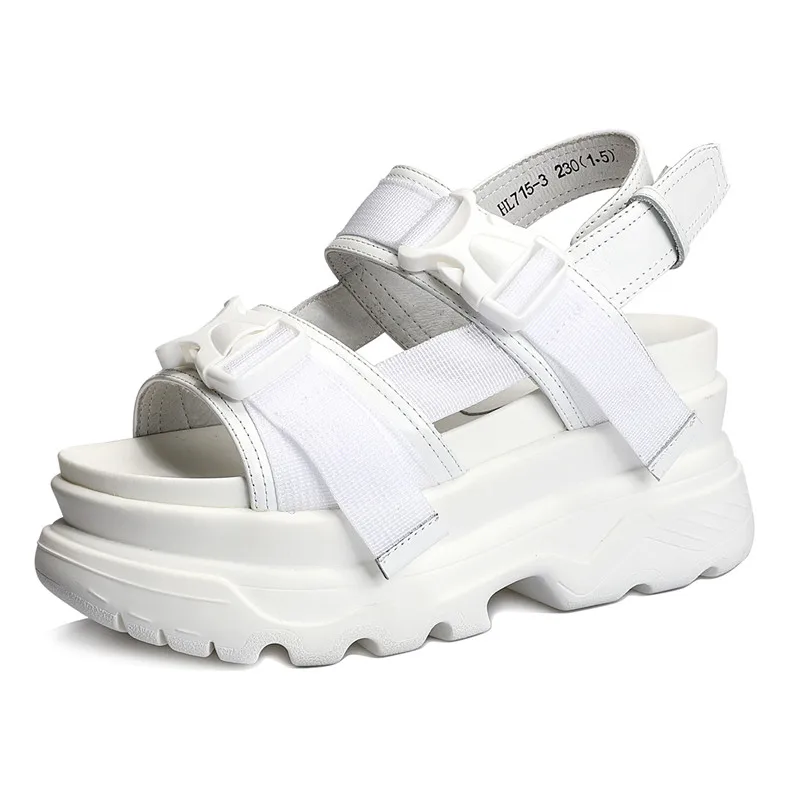 

Fashion new leather low-top shoes female 2018 autumn women's shoes casual wild thick-soled booties tide femaleCasual shoes with