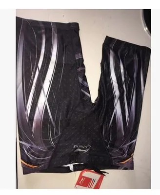 LI-NING, профессиональные мужские конкурентоспособные плавки, одежда для плавания, быстросохнущие одноцветные шорты, купальный костюм, мужские Гидрошорты для плавания размера плюс - Цвет: Черный