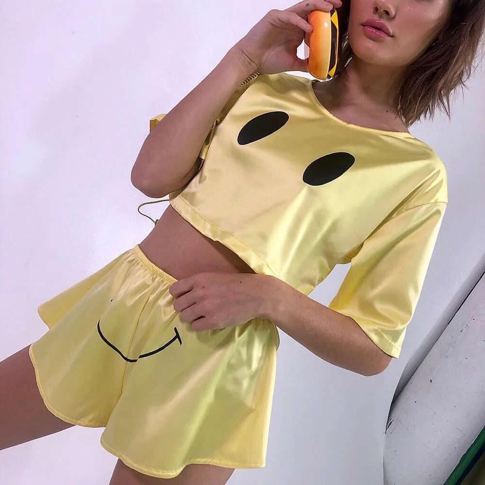 Комплект из двух предметов со смайликом и принтом в виде лица сексуальный