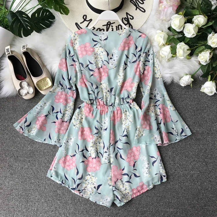 Цветочный короткий женский комбинезон с v-образным вырезом, пляжный Boho с принтом, с рюшами, сексуальный корейский элегантный шифоновый ромперы-туники, летний женский комбинезон