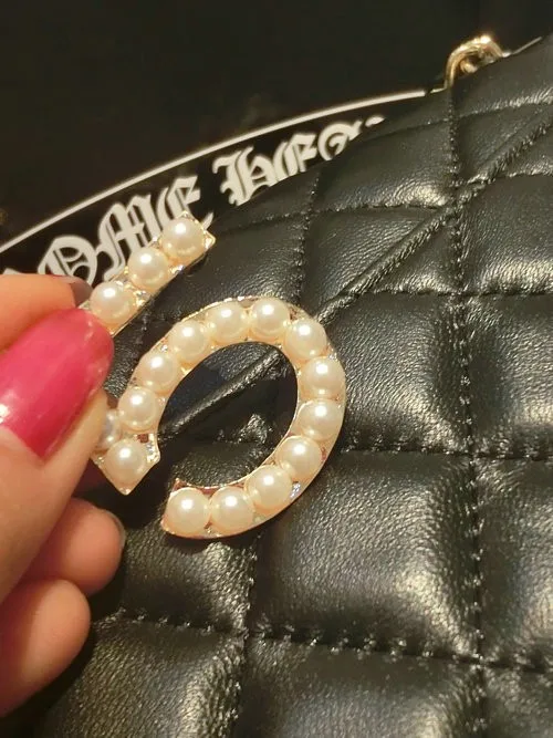 50 шт. новые модные броши в форме канала женская брошь с булавкой cc для свадебного