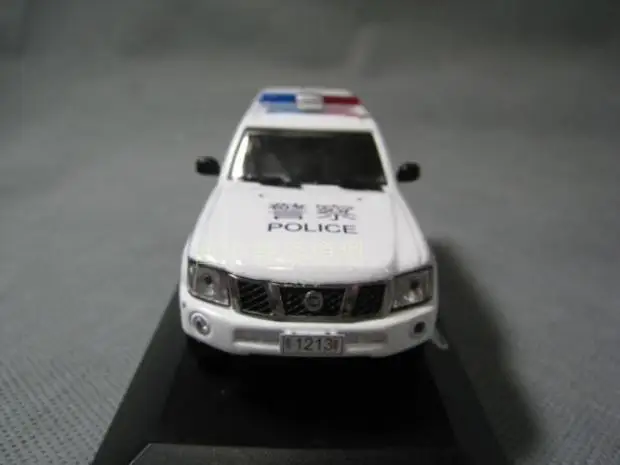 J-коллекция 1:43 Nissan Patrol сплав модель автомобиля литья под давлением металлические игрушки подарок на день рождения для детей мальчик