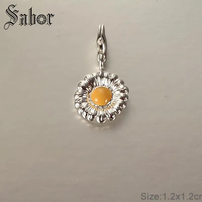 Модные посеребренные Подвески Diy с маленькой маргариткой подходят для браслетов