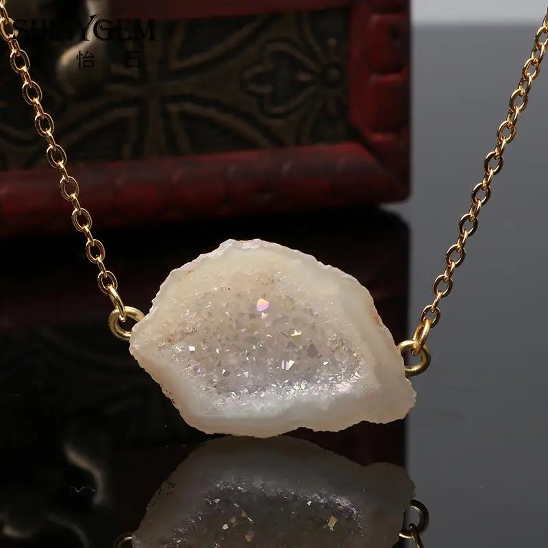 SHINYGEM Винтаж нерегулярные подвеска с натуральной друзой Цепочки и ожерелья s