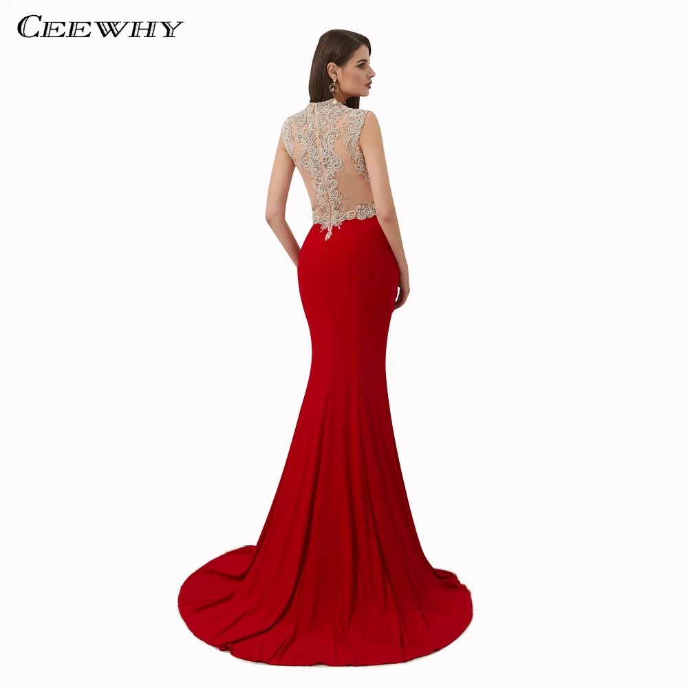 Женское вечернее платье с V-образным вырезом украшенное бусинами |