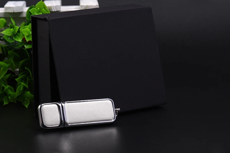Корабль Белый Кожаный USB 2,0 4 GB/8 GB/16 GB/32 GB/64 GB 128 ГБ устройство чтения карт памяти флэш-накопитель с упаковочная черная коробка(в случае, когда стоимость составляет более 10 произвольный логотип