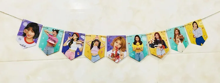 KPOP Черный Розовый GOT7 SVENTEEN WANNA ONE TWICE символ бумажный флаг плакат повесить фотографии картина украшение дома K-pop