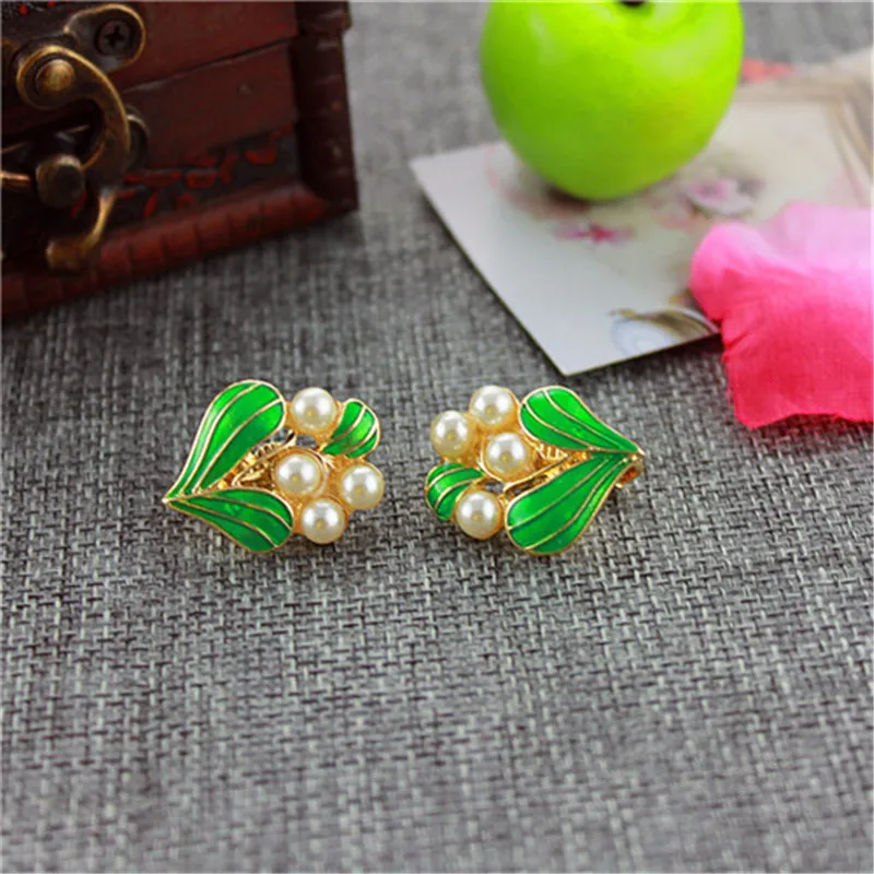 ENZE Purple enamel Bow chain asymmetric animal Zinc alloy earrings fashion jewelry for women Ear clip | Украшения и аксессуары