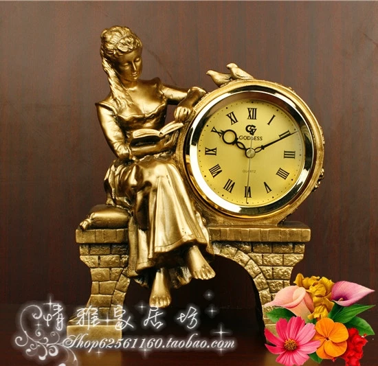 

Clock Seat Clock Bedroom Living Room European Resin Creative Retro-vintage Ornament Silent Quartz Clock Gift